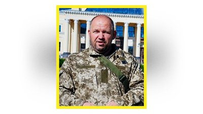 На Чернігівщині попрощалися з бійцями Дмитром Ординським, Сергієм Іслановим, Левом Анікеєвим та Олександром Смовським На Чернігівщині попрощалися з бійцями Дмитром Ординським, Сергієм Іслановим, Левом Анікеєвим та Олександром Смовським