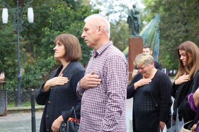 Відкриття меморіальної дошки, люди, Івано-Франківськ Відкриття меморіальної дошки, люди, Івано-Франківськ
