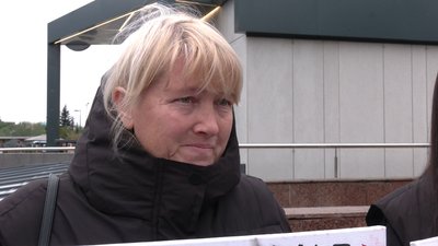 "Не мовчи! Полон вбиває!": у Рівному відбулася акція на підтримку військовополонених "Не мовчи! Полон вбиває!": у Рівному відбулася акція на підтримку військовополонених