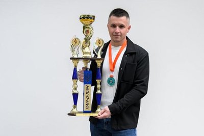 Хто очолить ліцей № 20 у Чернівцях: у конкурсі на посаду директора переміг Руслан Федюк Хто очолить ліцей № 20 у Чернівцях: у конкурсі на посаду директора переміг Руслан Федюк