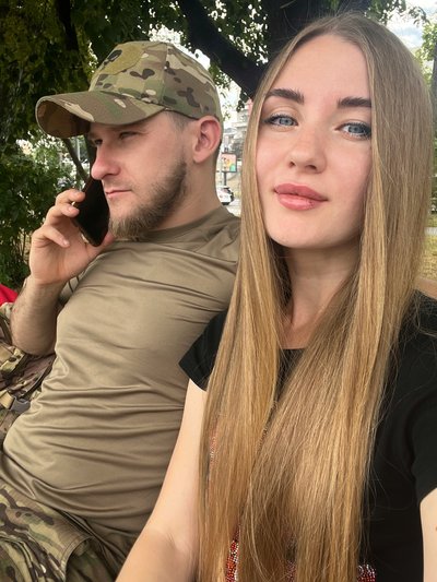 Не встиг побачити сина, який народився через 20 днів після його загибелі. Спогади дружини про бійця з Херсона Не встиг побачити сина, який народився через 20 днів після його загибелі. Спогади дружини про бійця з Херсона