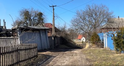 "Життя триває, що ти зробиш". Як живуть мешканці В. Чернеччини на Сумщині під постійними ударами "Життя триває, що ти зробиш". Як живуть мешканці В. Чернеччини на Сумщині під постійними ударами