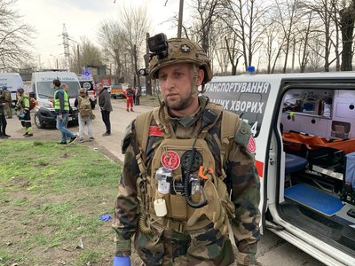 "Вискочила у коридор, будинок захитався": очевидці про удар балістикою по Кривому Рогу "Вискочила у коридор, будинок захитався": очевидці про удар балістикою по Кривому Рогу