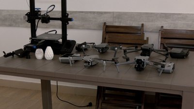 На Вінниччині відкрили безкоштовну школу операторів дронів для дітей На Вінниччині відкрили безкоштовну школу операторів дронів для дітей