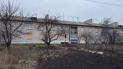 Пошкоджений обстрілами будинок село Спасько-Михайлівка Новодонецька громада Донецька область 19 грудня 2025 рік Пошкоджений обстрілами будинок село Спасько-Михайлівка Новодонецька громада Донецька область 19 грудня 2025 рік