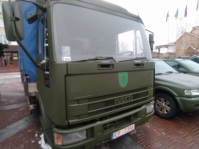 Джипи, вантажівки і дрони: до Дня ЗСУ Ірпінь підготував "подарунки" для військових Джипи, вантажівки і дрони: до Дня ЗСУ Ірпінь підготував "подарунки" для військових