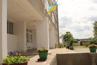 В Охтирці модернізуватимуть пошкоджений внаслідок російського обстрілу ліцей В Охтирці модернізуватимуть пошкоджений внаслідок російського обстрілу ліцей