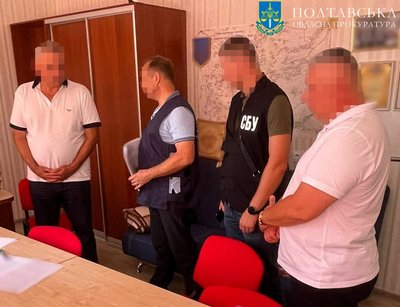 У Полтаві викрили розтрату у понад 4 мільйони гривень на облаштуванні сектора поховань У Полтаві викрили розтрату у понад 4 мільйони гривень на облаштуванні сектора поховань