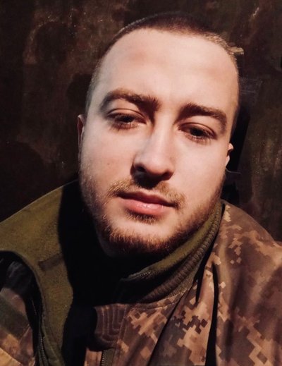 "Змушують кричати «Слава російському Донбасу!»": інтерв'ю з морпіхом, який обороняв Маріуполь та пережив полон "Змушують кричати «Слава російському Донбасу!»": інтерв'ю з морпіхом, який обороняв Маріуполь та пережив полон
