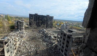 «Божевілля. Костянтинівка»: військові випустили документальний фільм про фронтове місто «Божевілля. Костянтинівка»: військові випустили документальний фільм про фронтове місто
