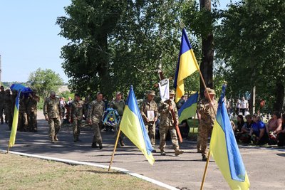 На Кіровоградщині попрощалися з захисниками Віктором Ковальським і На Кіровоградщині попрощалися з захисниками Віктором Ковальським і