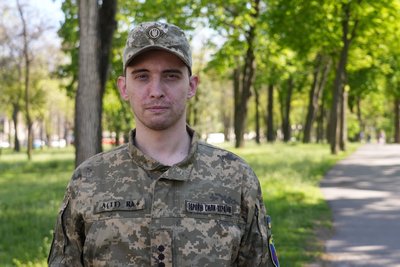 "Дванадцять на одного". У Дніпрі внаслідок стрілянини поранено трьох військових ТЦК "Дванадцять на одного". У Дніпрі внаслідок стрілянини поранено трьох військових ТЦК