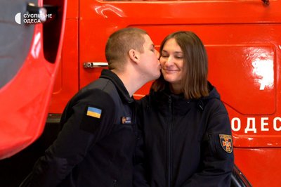 Виїжджають разом на пожежі: історія подружжя рятувальників, Одеса, 8 грудня 2023 року. Виїжджають разом на пожежі: історія подружжя рятувальників, Одеса, 8 грудня 2023 року.