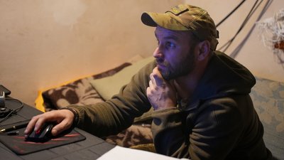 24 ОМБр оброна Часів Яр самохідна артилерійська установка 2С1 "Гвоздика" штурми армія РФ командир відділення Тарас Донецька область 21 жовтня 2024 рік 24 ОМБр оброна Часів Яр самохідна артилерійська установка 2С1 "Гвоздика" штурми армія РФ командир відділення Тарас Донецька область 21 жовтня 2024 рік