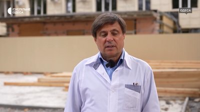 Замінили вікна, двері та ремонтують палати: як відновлюють пошкоджений пологовий будинок №5 в Одесі Замінили вікна, двері та ремонтують палати: як відновлюють пошкоджений пологовий будинок №5 в Одесі