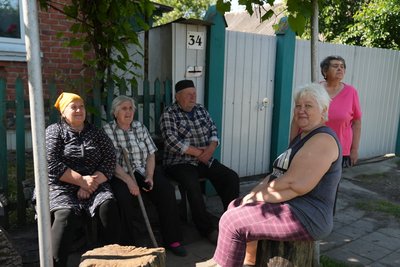 “Ні доїхати, ні дійти”: як живуть мешканці прикордонного села Стінка під час війни “Ні доїхати, ні дійти”: як живуть мешканці прикордонного села Стінка під час війни