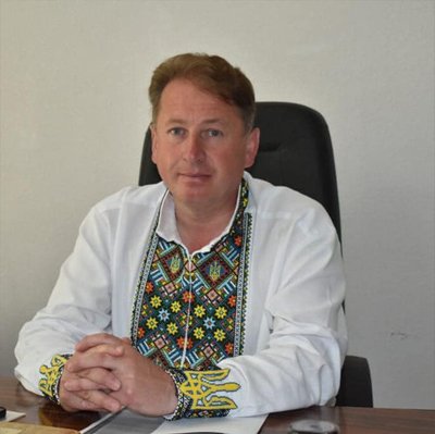 Мопеди, трактор та квартира на 9 м². Що задекларували голови селищних рад Чернівецької області Мопеди, трактор та квартира на 9 м². Що задекларували голови селищних рад Чернівецької області