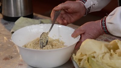 Кулінарний спадок. Автентичний рецепт холодних голубців з пшоном