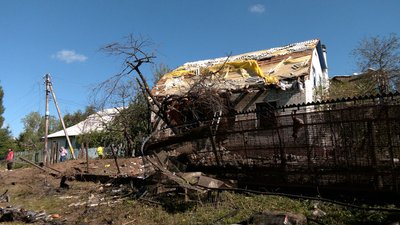 Атака на Чернігів: що розповіли очевидці атаки РФ на Чернігів, коли БпЛА пошкодив будинок Атака на Чернігів: що розповіли очевидці атаки РФ на Чернігів, коли БпЛА пошкодив будинок