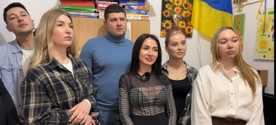 "Я хочу прийти і допомогти їм": хмельничанка з друзями відвідали центр реабілітації дітей "Я хочу прийти і допомогти їм": хмельничанка з друзями відвідали центр реабілітації дітей