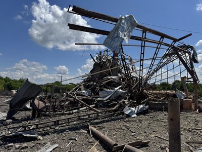 “Практично все зруйноване”: наслідки російської атаки на Терни на Сумщині “Практично все зруйноване”: наслідки російської атаки на Терни на Сумщині