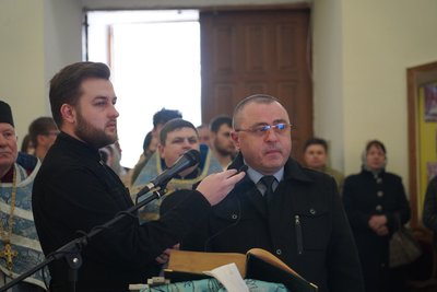 У храмі Острозької академії триває марафон читання Острозької біблії У храмі Острозької академії триває марафон читання Острозької біблії