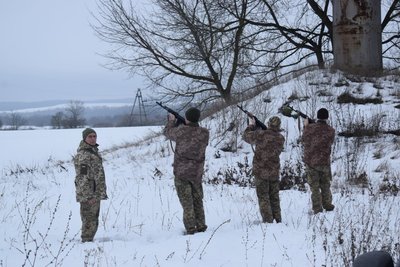 Загинув на Донеччині: на Черкащині провели в останню путь захисника Загинув на Донеччині: на Черкащині провели в останню путь захисника