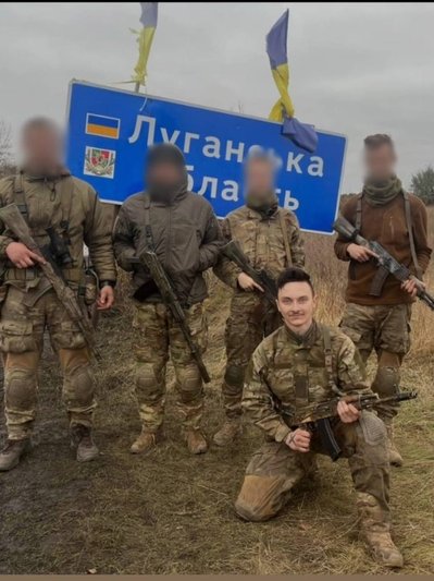 "Men azatlıq tarafını aldım": Ukrayina içün küreşken Kuban kazakınıñ ikâyesi "Men azatlıq tarafını aldım": Ukrayina içün küreşken Kuban kazakınıñ ikâyesi