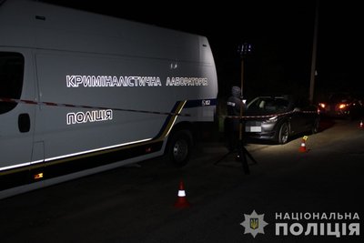 У передмісті Одеси сталась стрілянина: поліція встановлює обставини смерті чоловіка