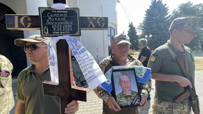У Полтаві попрощалися із чотирма воїнами, які загинули на війні з РФ