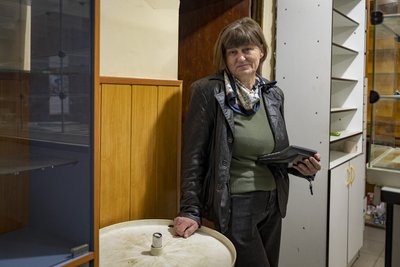 Після ударів КАБами у прифронтовій Новопавлівці на Дніпропетровщині майже не лишилось магазинів Після ударів КАБами у прифронтовій Новопавлівці на Дніпропетровщині майже не лишилось магазинів