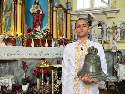 Станіслав Данчук, брати знайшли церковний дзвін, село Криниця Станіслав Данчук, брати знайшли церковний дзвін, село Криниця
