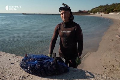 Від моря до берега: як в Одесі виловлюють та очищують мідії Від моря до берега: як в Одесі виловлюють та очищують мідії