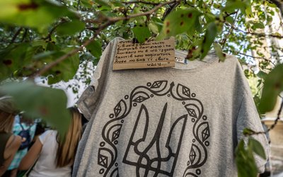 Гаражний розпродаж від Сергія Жадана зібрав понад 42 тисячі гривень на потреби ЗСУ (ФОТО) Гаражний розпродаж від Сергія Жадана зібрав понад 42 тисячі гривень на потреби ЗСУ (ФОТО)
