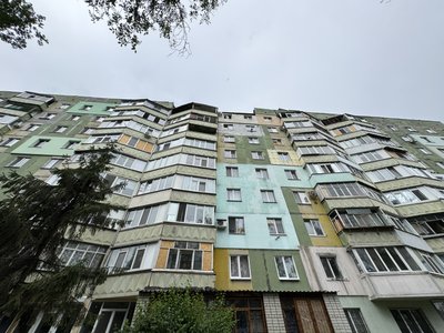 Який стан квартир під час дощів на Великотирнівській, 35/1, у Полтаві, куди влучив БпЛА РФ Який стан квартир під час дощів на Великотирнівській, 35/1, у Полтаві, куди влучив БпЛА РФ