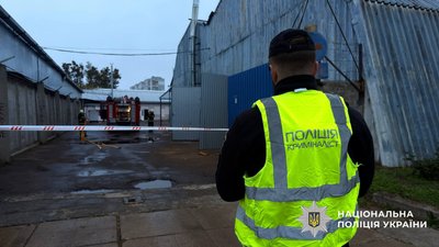 У Черкасах документують наслідки російської дронової атаки 16 жовтня У Черкасах документують наслідки російської дронової атаки 16 жовтня