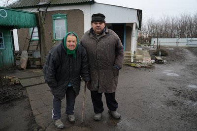 "Путін, кляну тебе і твою сім’ю!": як проходить обов'язкова евакуація з Володимирівки на Дніпропетровщині "Путін, кляну тебе і твою сім’ю!": як проходить обов'язкова евакуація з Володимирівки на Дніпропетровщині