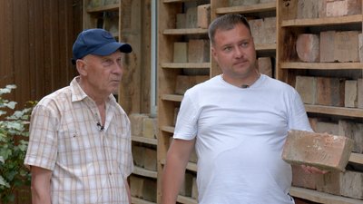 На Черкащині зібрали колекцію з 2000 старовинних цеглин