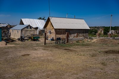 "Сідаю спереду на трактор – шукаю міни". Як житель Білогірки допомагає фермерам розміновувати поля "Сідаю спереду на трактор – шукаю міни". Як житель Білогірки допомагає фермерам розміновувати поля