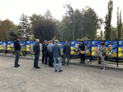 На Полтавщині вшанували пам’ять загиблих захисників і захисниць України На Полтавщині вшанували пам’ять загиблих захисників і захисниць України