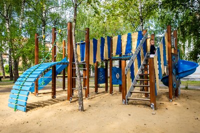 У Миргороді відкрили дитячий майданчик на честь загиблого Героя України Дениса Кирилюка У Миргороді відкрили дитячий майданчик на честь загиблого Героя України Дениса Кирилюка