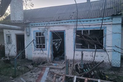 Армія РФ вдарила дронами та артилерією по двох районах Дніпропетровщини Армія РФ вдарила дронами та артилерією по двох районах Дніпропетровщини