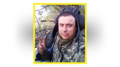 На Чернігівщині попрощалися з захисниками — Дмитром Решотком, Станіславом Гопаном та Романом Олійником На Чернігівщині попрощалися з захисниками — Дмитром Решотком, Станіславом Гопаном та Романом Олійником