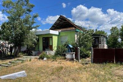Зруйновані магазини та поруйновані дахи: наслідки негоди на Черкащині Зруйновані магазини та поруйновані дахи: наслідки негоди на Черкащині