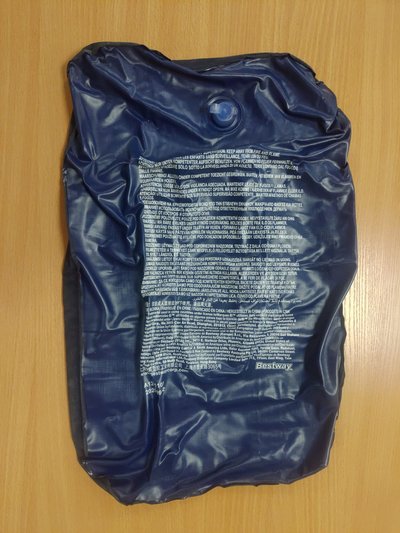 на надувній подушці потрапити в Румунію через Дунай на надувній подушці потрапити в Румунію через Дунай