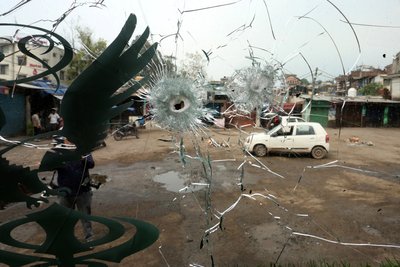Пакистан та Індія звинуватили один одного в обстрілах військових баз Пакистан та Індія звинуватили один одного в обстрілах військових баз