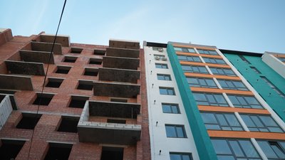 Чому у Миколаєві зупинили будівництво? Чому у Миколаєві зупинили будівництво?