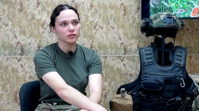 «Мені 21 і я командир»: історія прикордонниці «Змії», яка служить на Лиманському напрямку «Мені 21 і я командир»: історія прикордонниці «Змії», яка служить на Лиманському напрямку