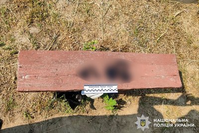 "Це був удар у саме серце": матір загиблого військового розповіла про наругу над могилою сина на Рівненщині "Це був удар у саме серце": матір загиблого військового розповіла про наругу над могилою сина на Рівненщині