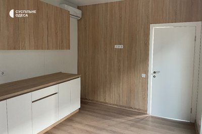 В Одесі виготовляють пункти обігріву та модульні будинки для переселенців В Одесі виготовляють пункти обігріву та модульні будинки для переселенців